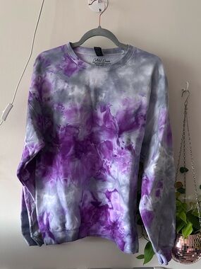 Tie-Dye Purple & Gray Crewneck Sweatshirt